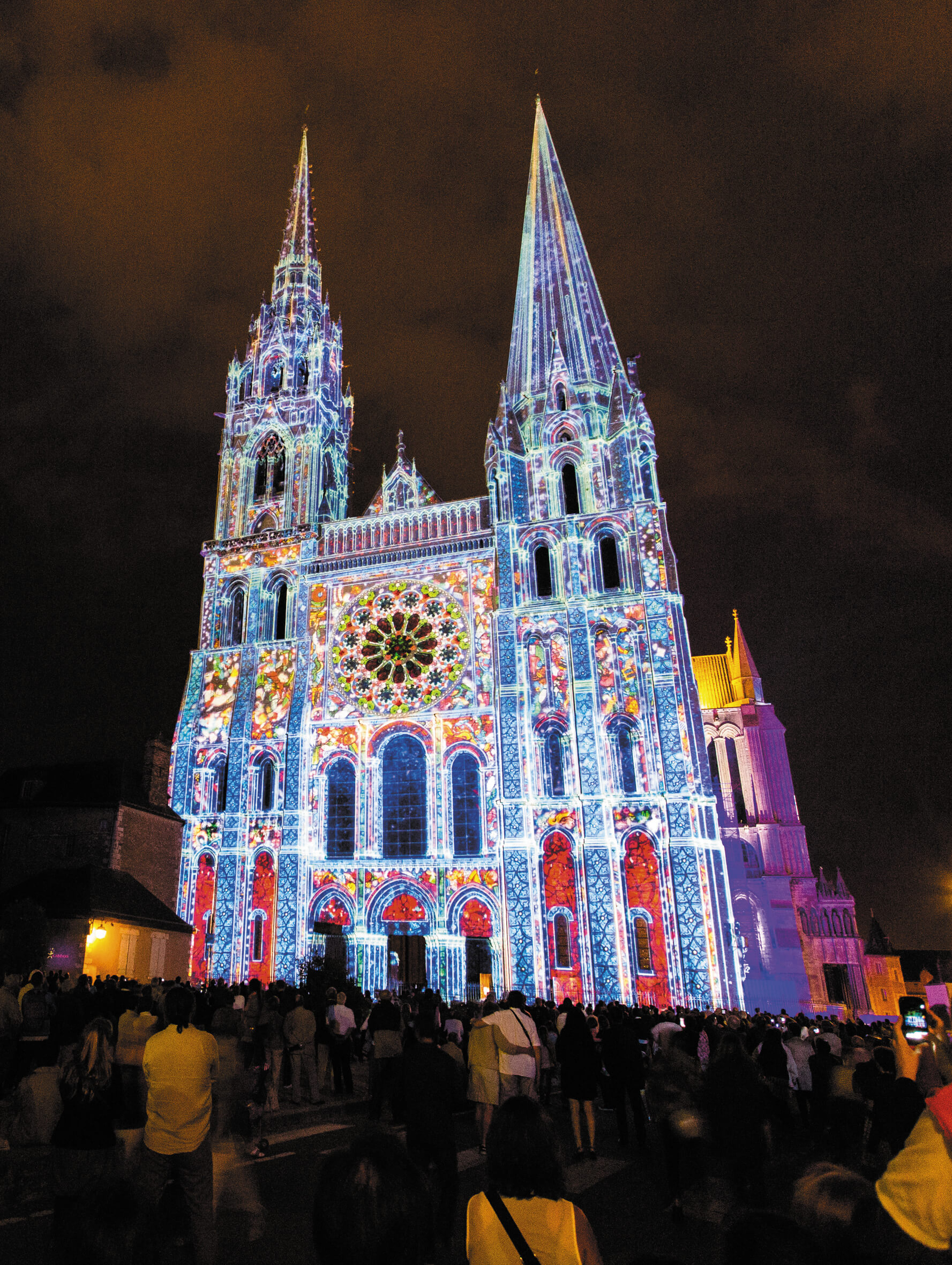 Chartres in lights